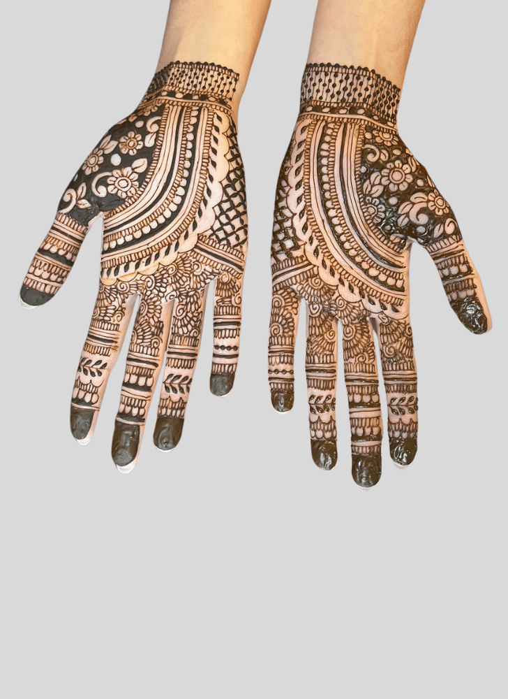 Enthralling Eid Ul Azha Henna Design