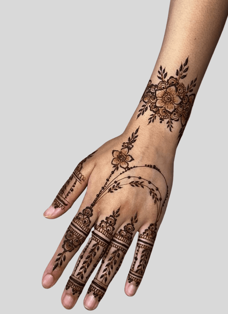 Shapely Eid Ul Azha Henna Design