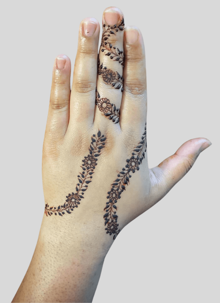 Pretty Eid Ul Fitr Henna Design