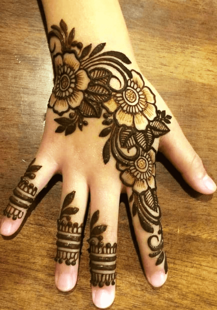 Angelic Elegant Henna Design