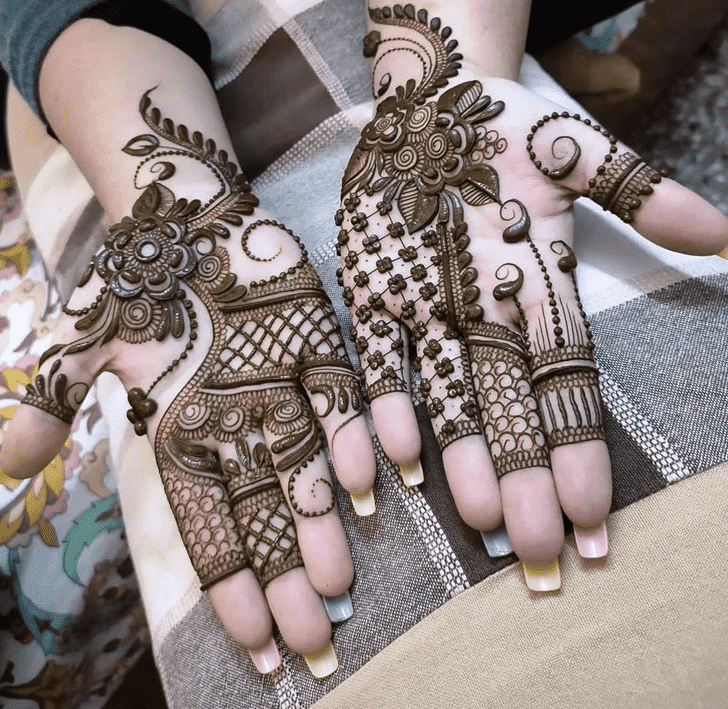 Good Looking Elegant Henna Design