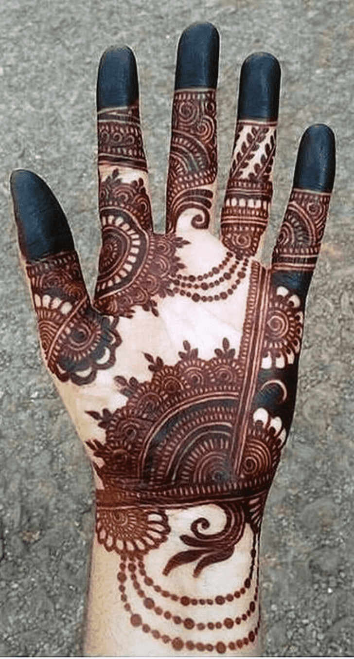 Stunning Elegant Henna Design