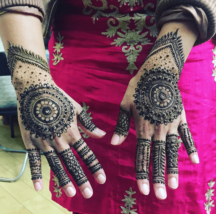 Good Looking Engagement Henna Design