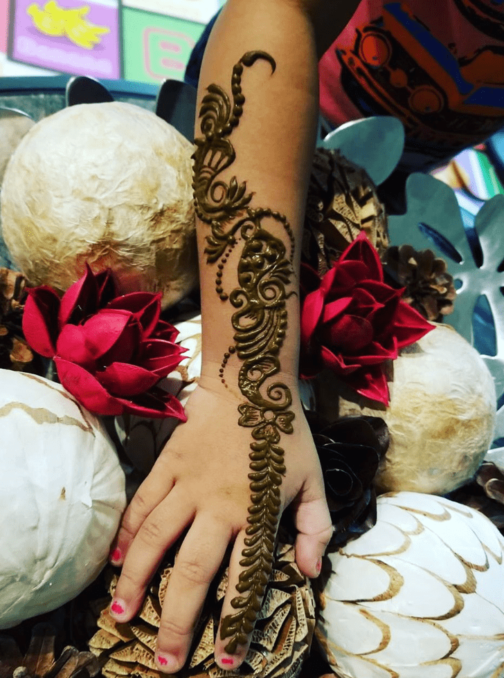 Magnetic Engagement Henna Design