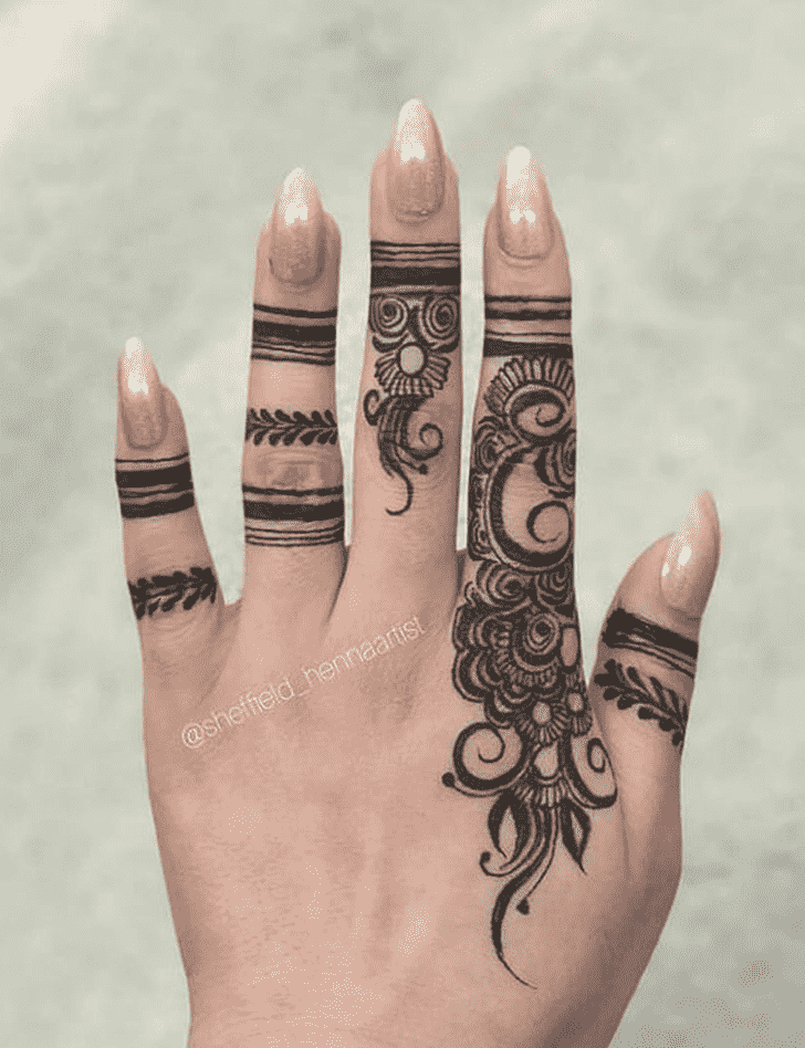 Elegant Faisalabad Henna Design