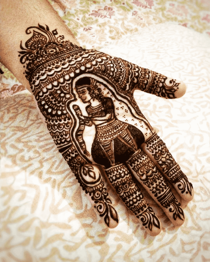 Lovely Faisalabad Mehndi Design