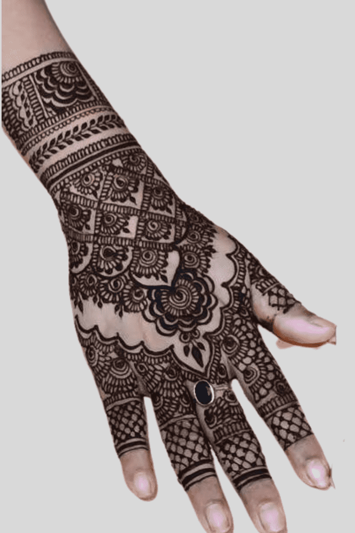 Arm fancy Henna Design