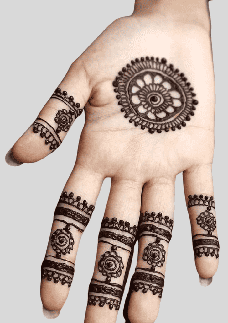 Dazzling fancy Henna Design