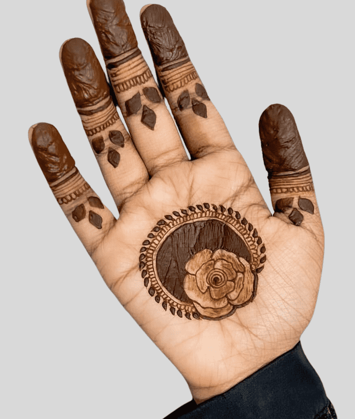 Fine fancy Henna Design