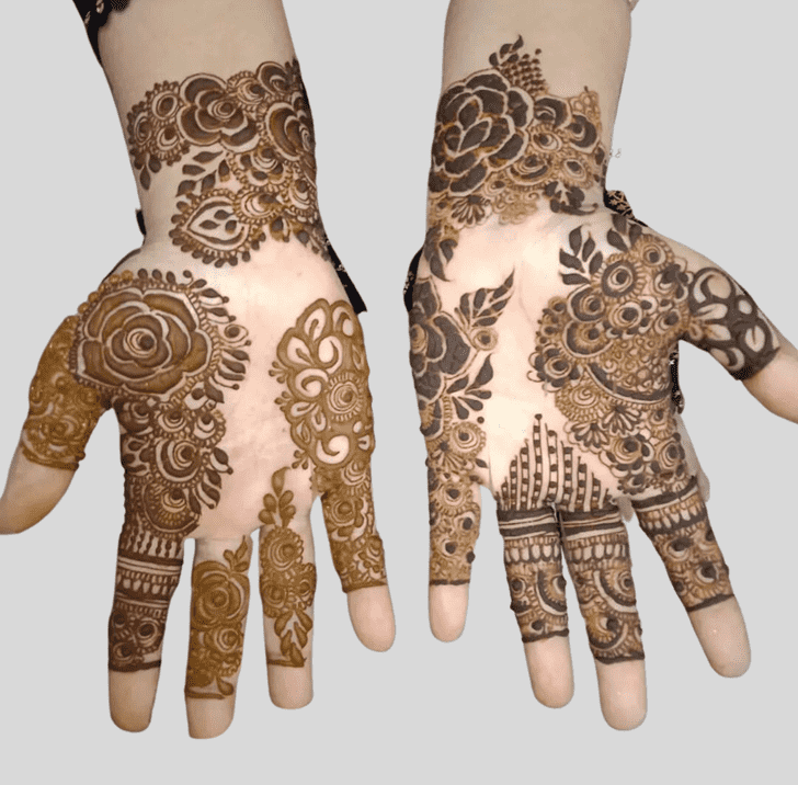 Awesome fancy Henna Design