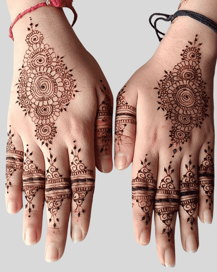 Nice fancy Henna Design