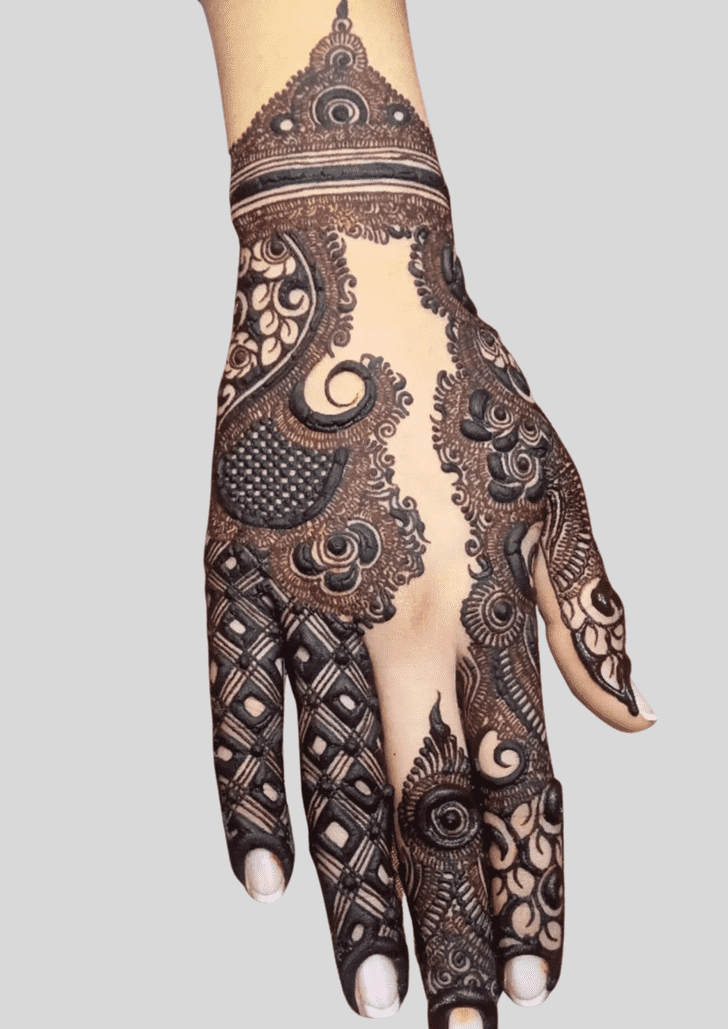 Stunning fancy Henna Design