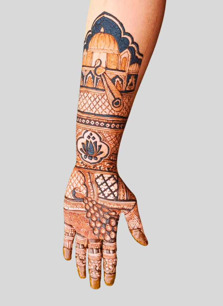 Alluring Fashion Henna Design