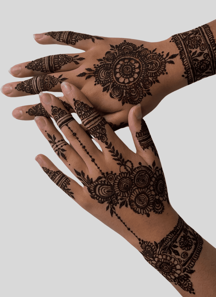 Delightful Fashion Henna Design