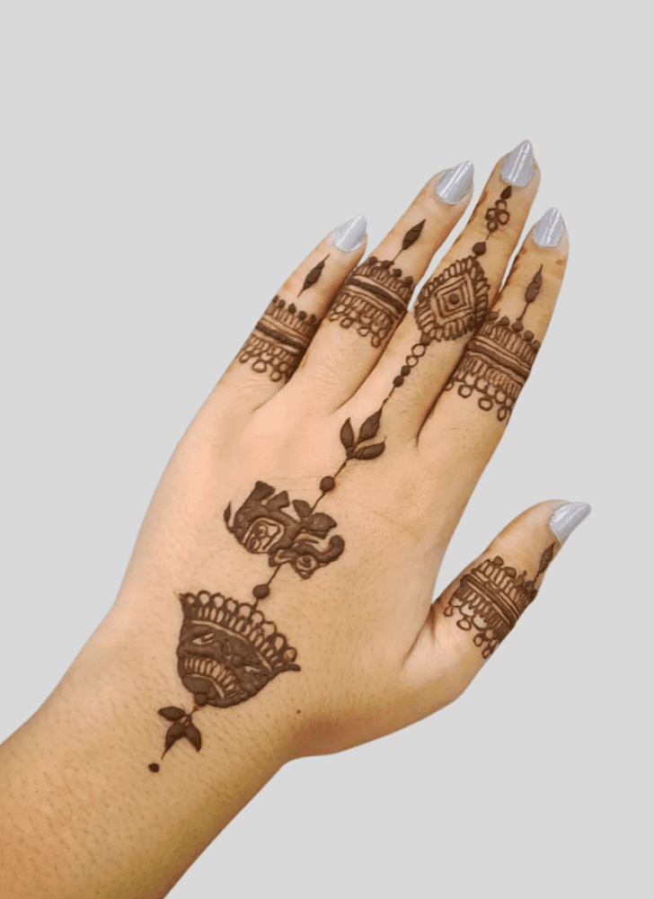 Pretty Fashion Henna Design