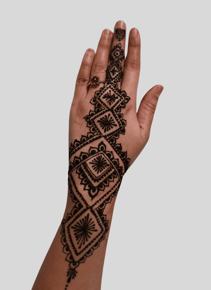 Refined Festivals Henna Design