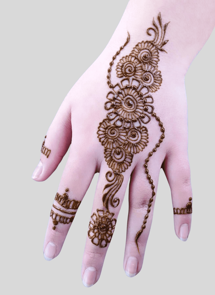 Enthralling Festive Henna Design