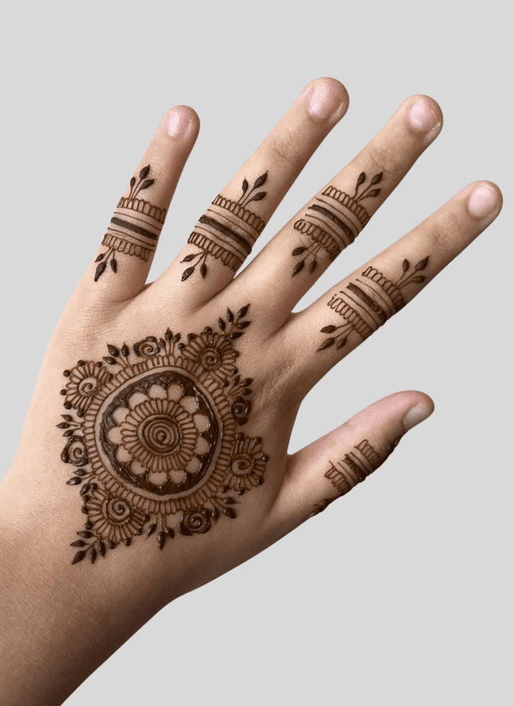 Good Looking Festive Henna Design