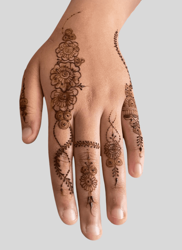 Shapely Festive Henna Design