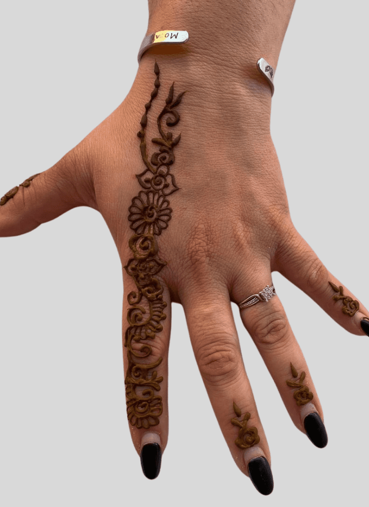 Comely Finger Henna design