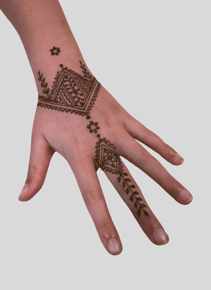 Finger Henna design