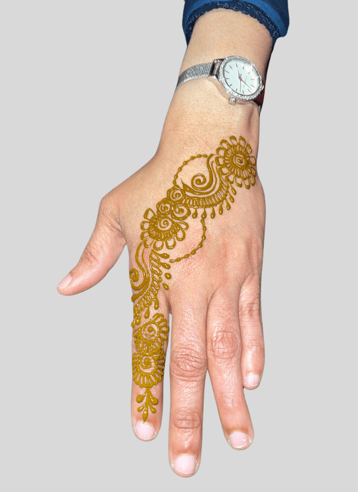 Fair Finger Henna design