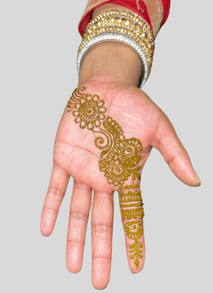 Fascinating Finger Henna design