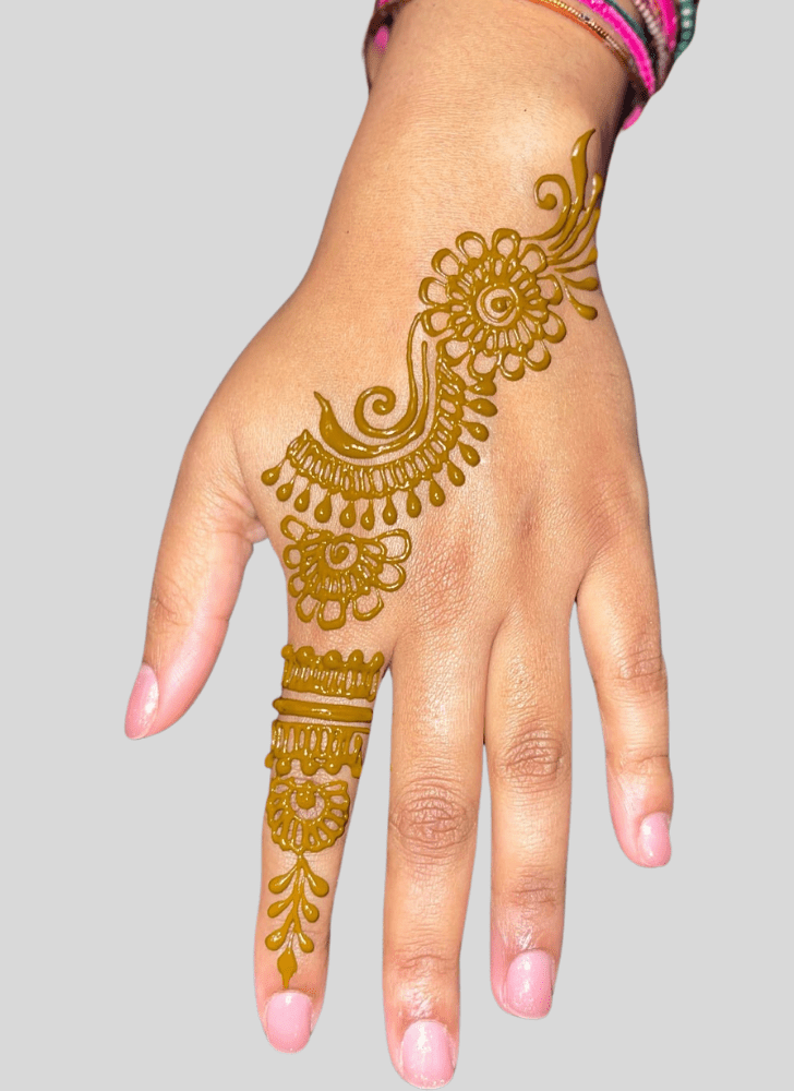 Fetching Finger Henna design