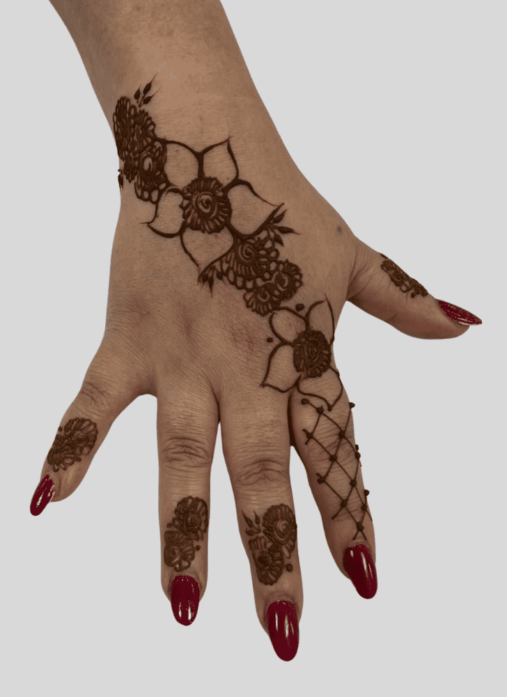 Good Looking Finger Henna design