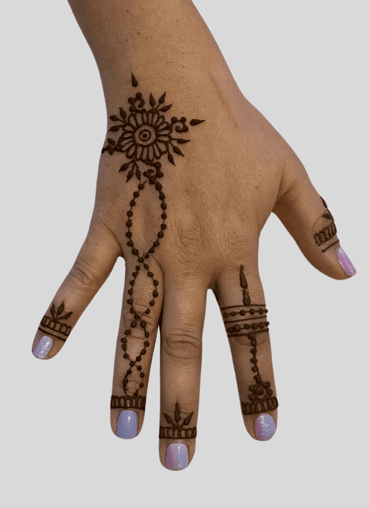 Gorgeous Finger Henna design