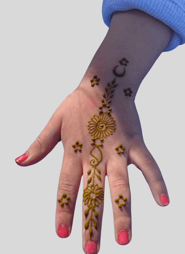 Pleasing Finger Henna design