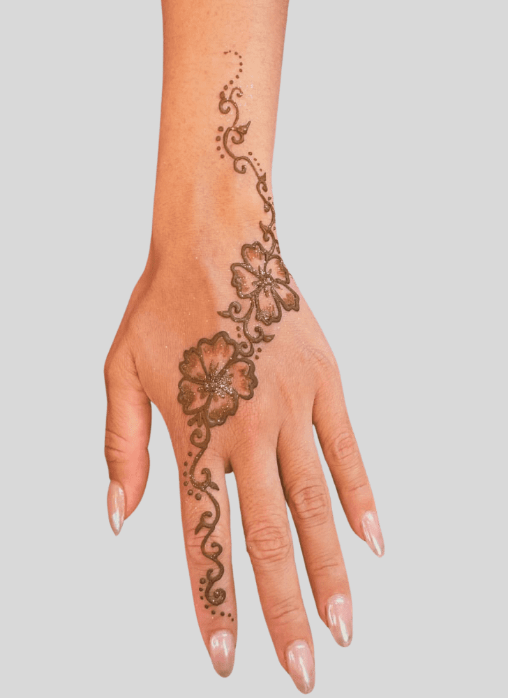 Shapely Finger Henna design