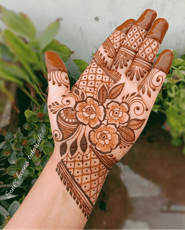 Bewitching Floral Henna Design