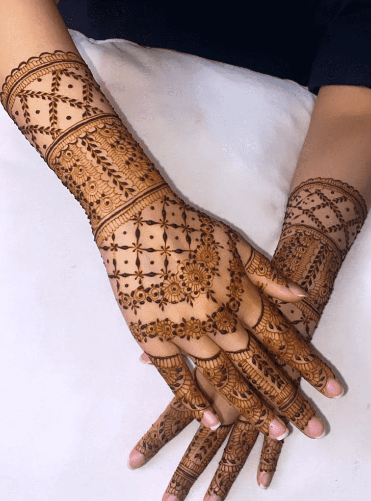 Arm Flowers Mehndi Design