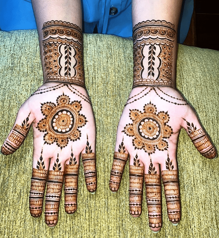 Inviting Flowers Mehndi Design