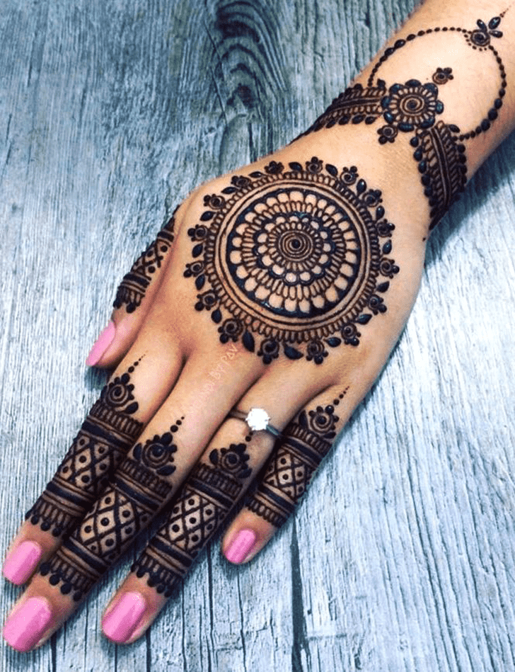 Stunning Flowers Mehndi Design