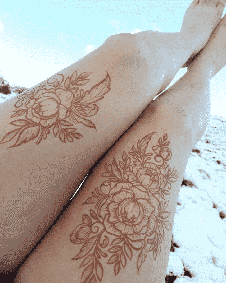 Ravishing Flower Henna design