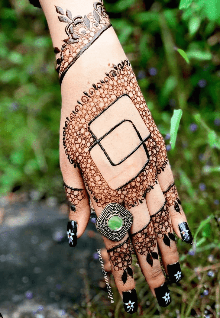 Fetching Friendship Day Henna Design