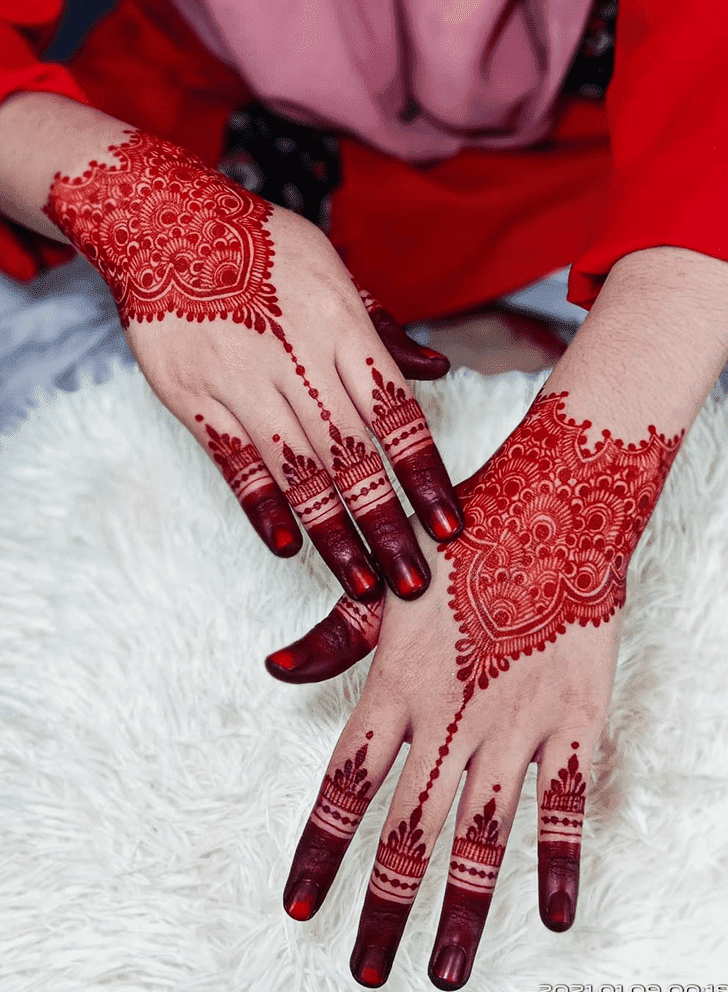 Fine Friendship Day Henna Design