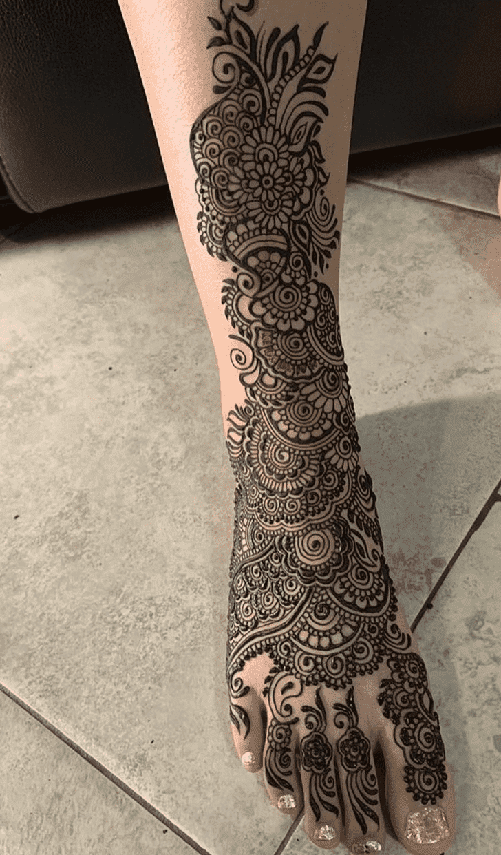 Gorgeous Friendship Day Henna Design