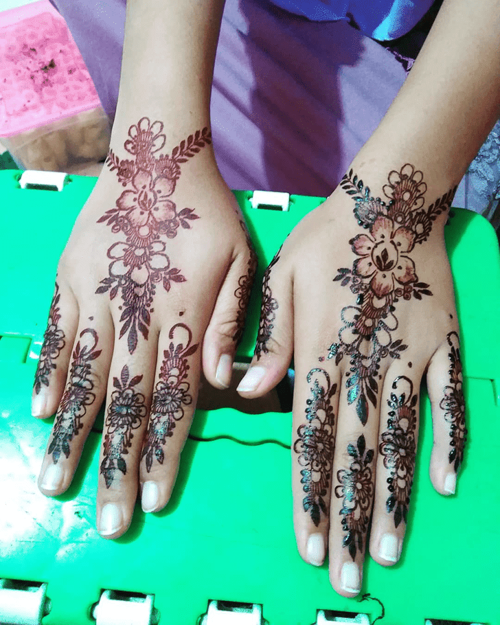 Lovely Friendship Day Henna Design