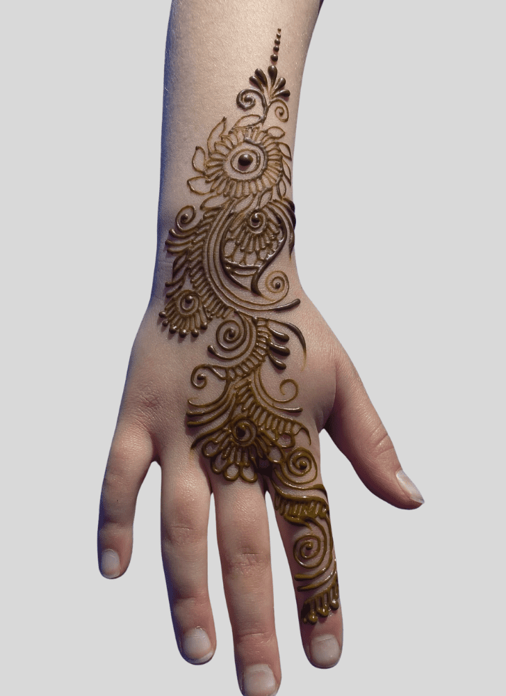 Radiant Fusion Henna Design