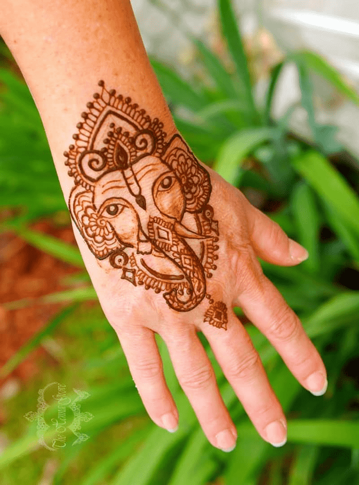 Gorgeous Ganesh Henna Design