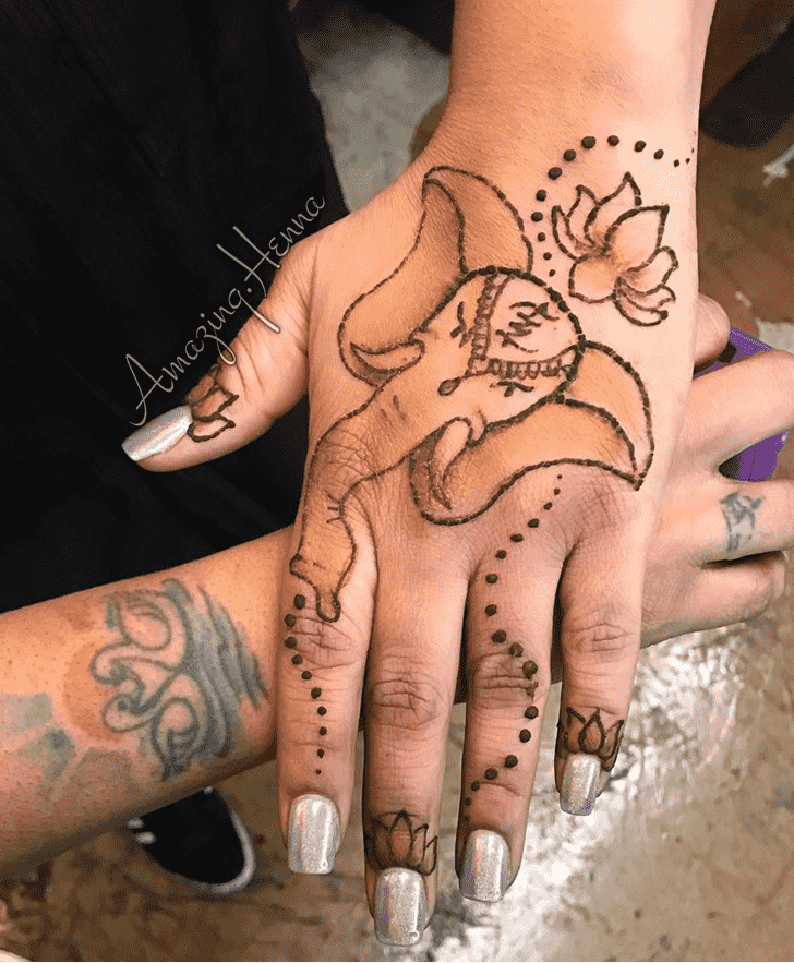 Splendid Ganesh Henna Design