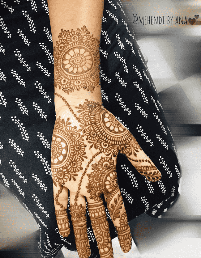 Lovely Ghazni Mehndi Design