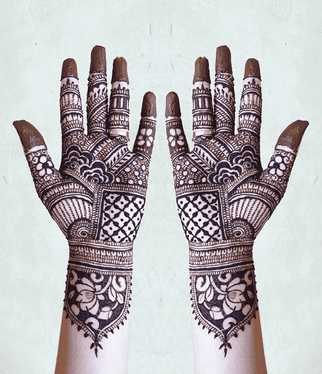 Refined Ghazni Henna Design