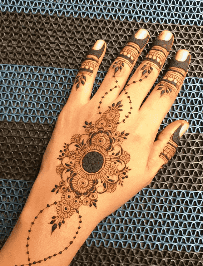 Splendid Ghazni Henna Design