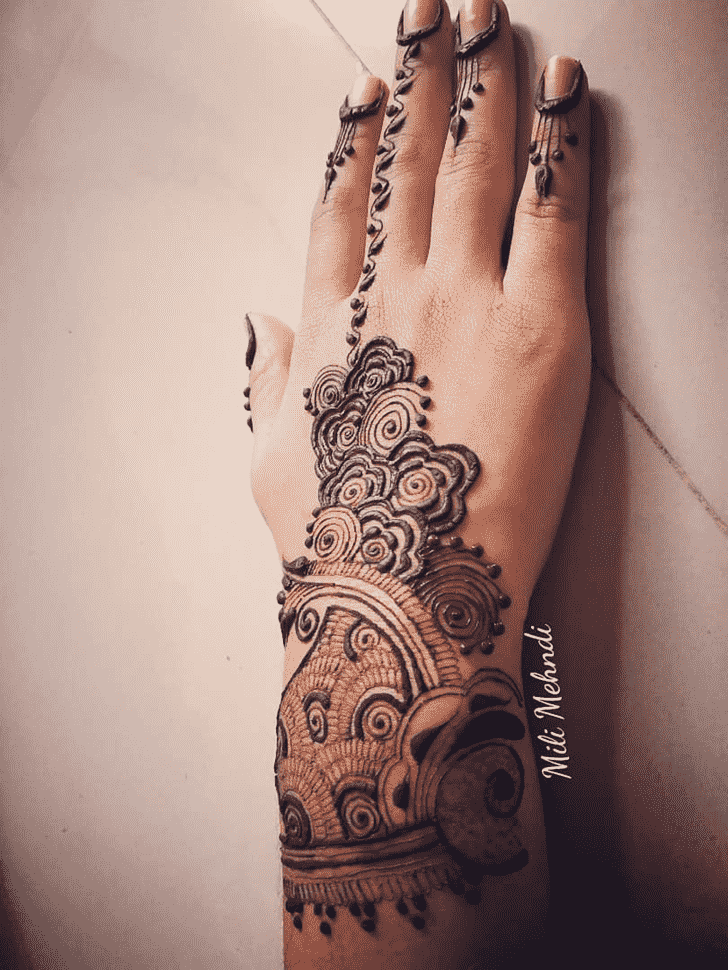 Enthralling Girls Henna Design