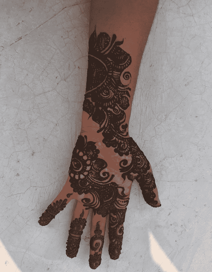 Exquisite Girls Henna Design