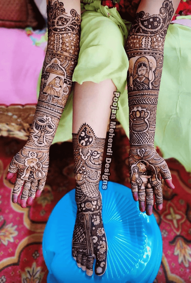 Good Looking Girls Henna Design